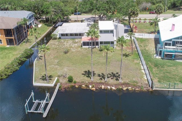 5303 SEA FOREST DRIVE, New Port Richey, FL 34652