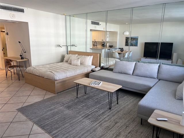 100 Lincoln Rd 604, Miami Beach, FL 33139