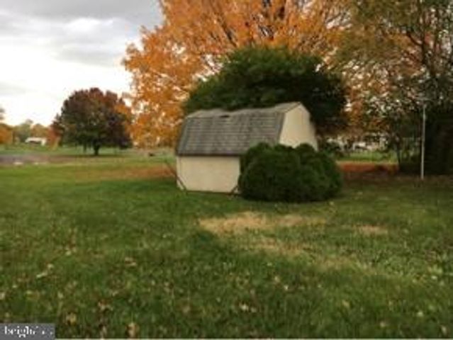 3089 WINCHESTER AVE, Martinsburg, WV 25405