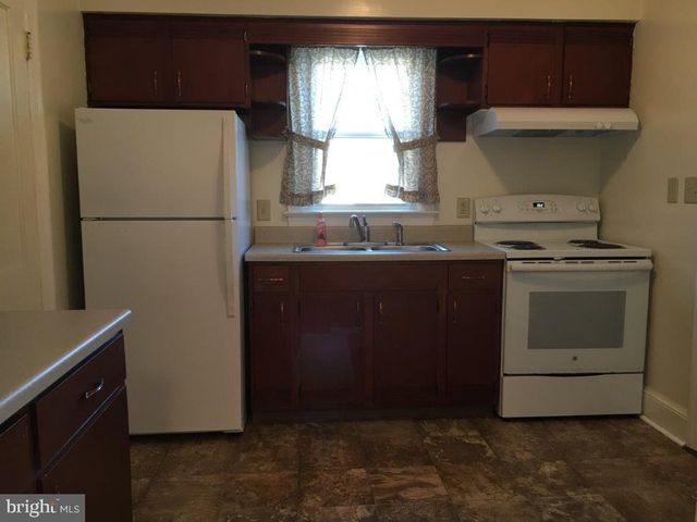 3089 WINCHESTER AVE, Martinsburg, WV 25405