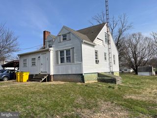 3089 WINCHESTER AVE, Martinsburg, WV 25405