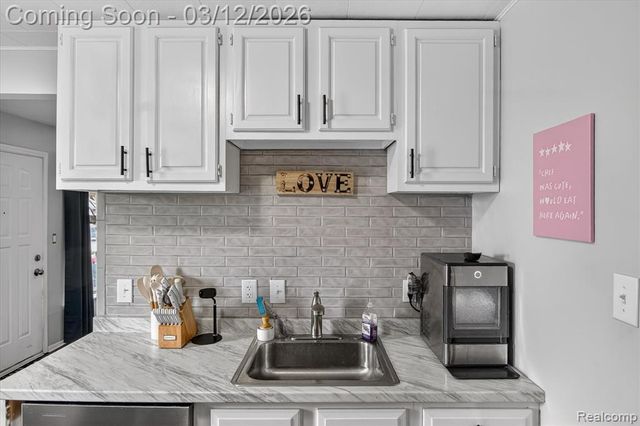 1770 Council Avenue, Lincoln Park, MI 48146