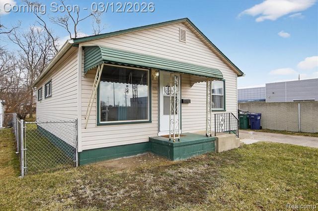 1770 Council Avenue, Lincoln Park, MI 48146