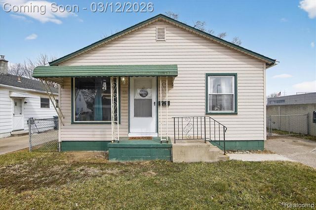 1770 Council Avenue, Lincoln Park, MI 48146