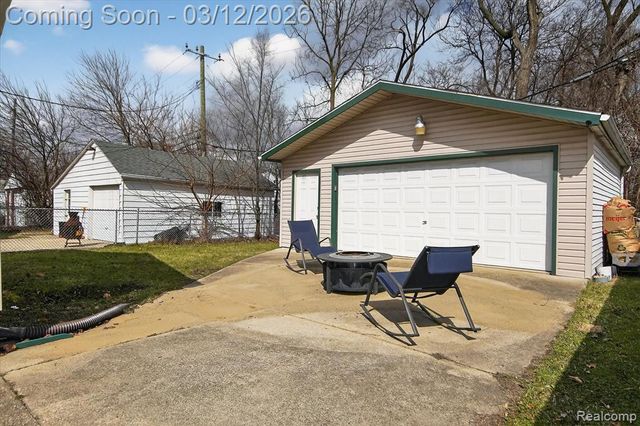 1770 Council Avenue, Lincoln Park, MI 48146