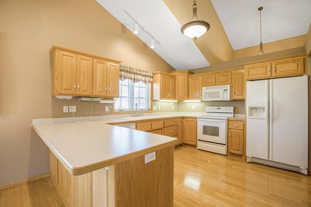 5549 Lachman Avenue NE, Albertville, MN 55301