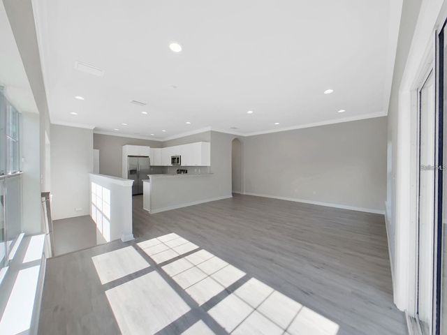8303 KING BLOSSOM COURT, Tampa, FL 33615
