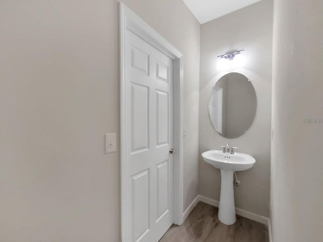 8303 KING BLOSSOM COURT, Tampa, FL 33615