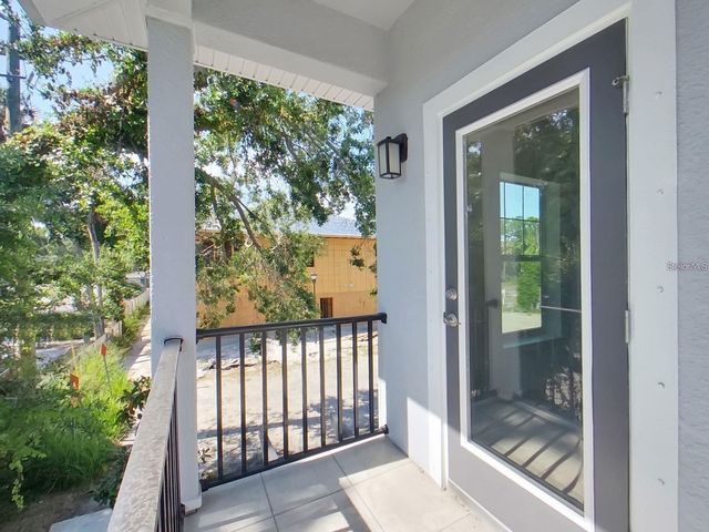 8303 KING BLOSSOM COURT, Tampa, FL 33615