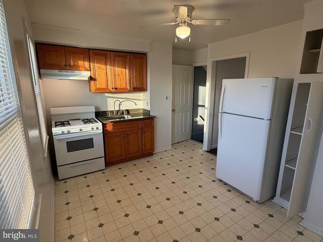 818 DIVISION AVE NE, Washington, DC 20019