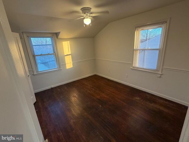 818 DIVISION AVE NE, Washington, DC 20019