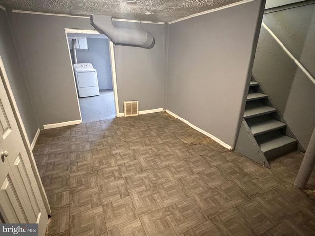 818 DIVISION AVE NE, Washington, DC 20019