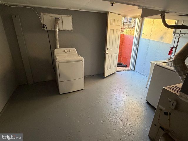 818 DIVISION AVE NE, Washington, DC 20019