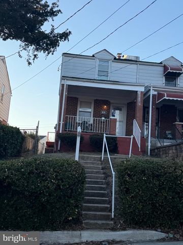 818 DIVISION AVE NE, Washington, DC 20019