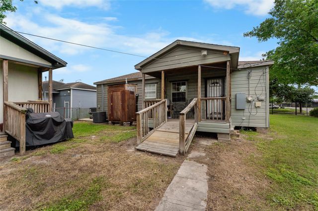 1005 Majestic Street, Houston, TX 77020