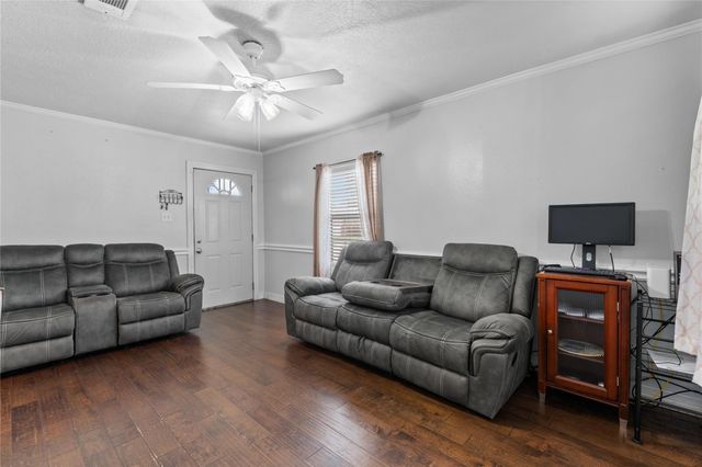 1005 Majestic Street, Houston, TX 77020