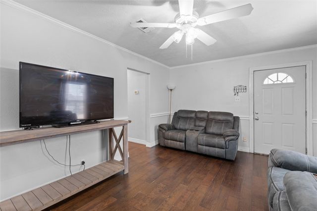 1005 Majestic Street, Houston, TX 77020