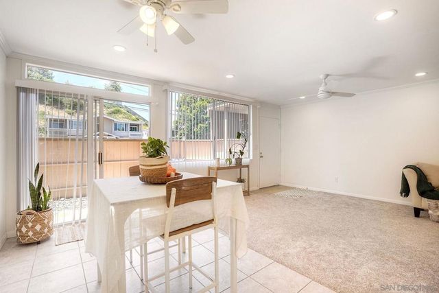 3852 Basilone St, San Diego, CA 92110