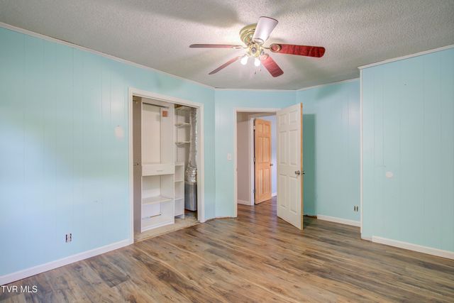 156 Warrior Lane, Johnson City, TN 37601