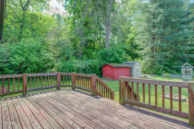 156 Warrior Lane, Johnson City, TN 37601