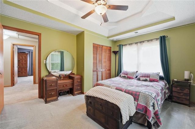 2410 NW 53rd Terrace, Kansas City, MO 64151