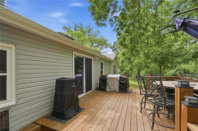2410 NW 53rd Terrace, Kansas City, MO 64151
