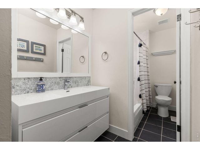 4264 Monroe Dr C, Boulder, CO 80303