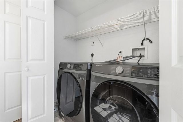 98 Park Ave, Wilmington, MA 01887