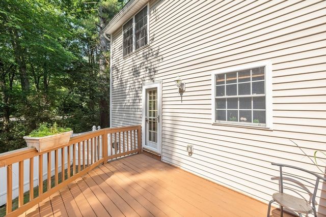 98 Park Ave, Wilmington, MA 01887