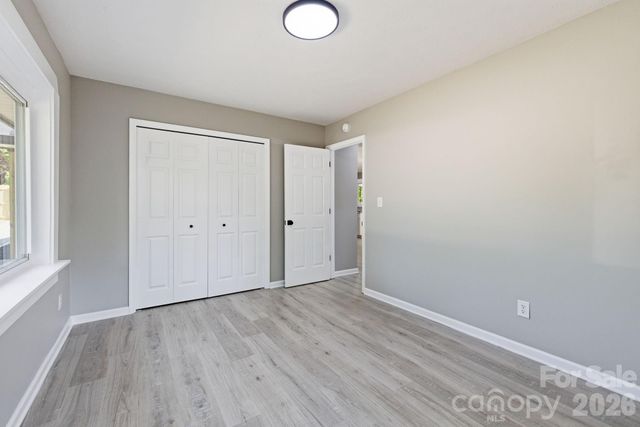 24 sagefield Drive, Candler, NC 28715