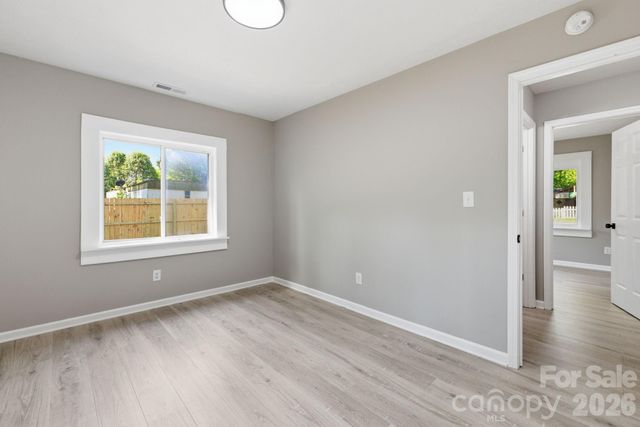 24 sagefield Drive, Candler, NC 28715