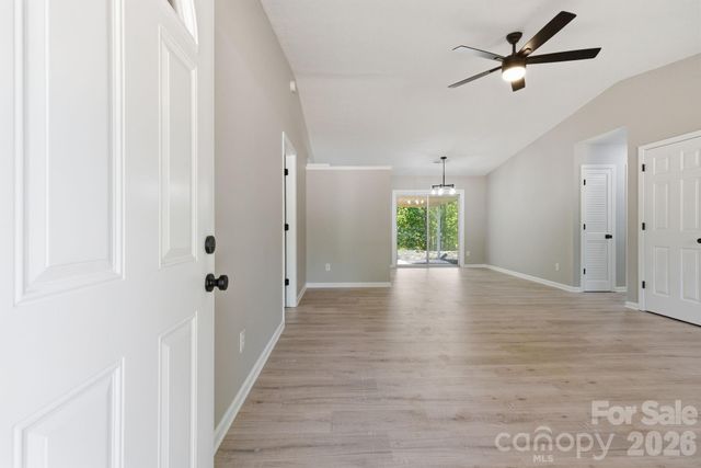 24 sagefield Drive, Candler, NC 28715