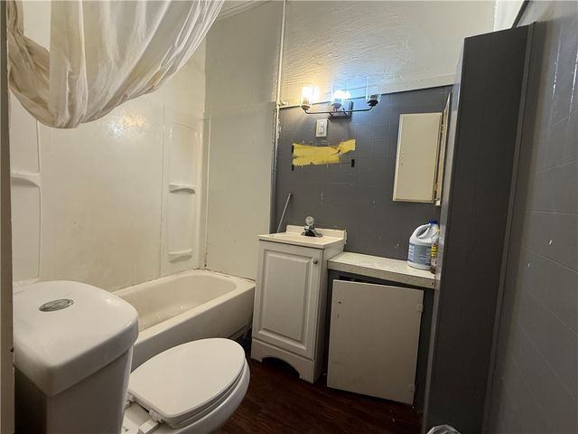 6 Rugraff Street, Rochester, NY 14606