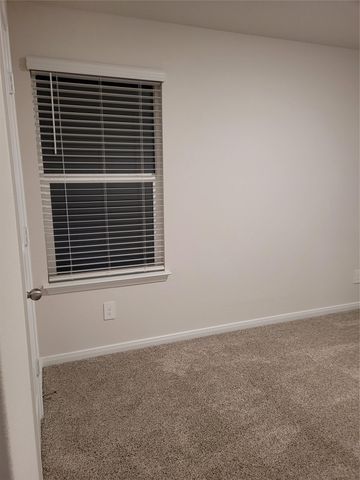 211 CALLADO CIR, San Marcos, TX 78666