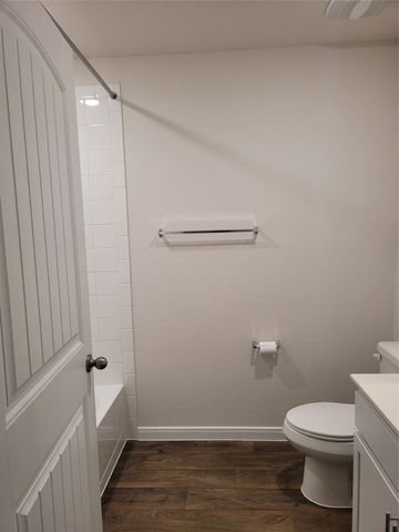 211 CALLADO CIR, San Marcos, TX 78666