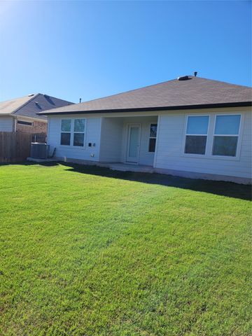 211 CALLADO CIR, San Marcos, TX 78666