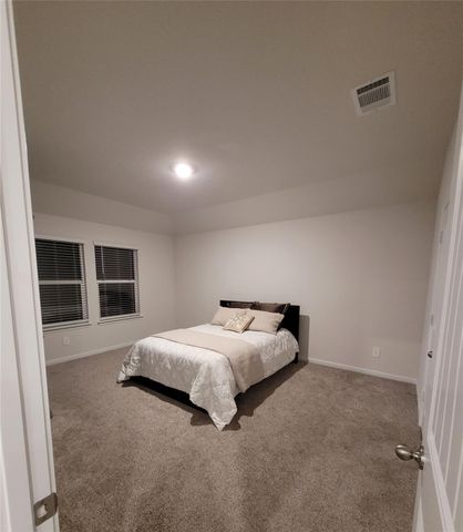 211 CALLADO CIR, San Marcos, TX 78666