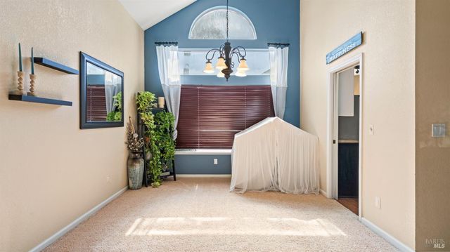 238 Harvest Dr, Vacaville, CA 95687