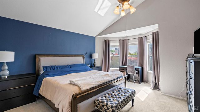 238 Harvest Dr, Vacaville, CA 95687