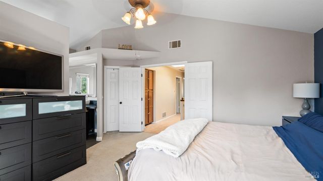 238 Harvest Dr, Vacaville, CA 95687