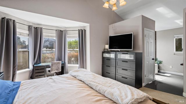 238 Harvest Dr, Vacaville, CA 95687