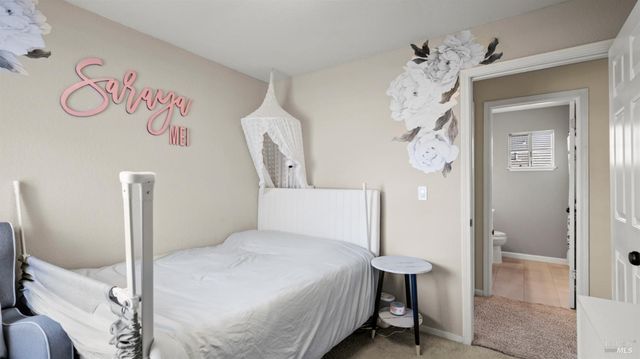 238 Harvest Dr, Vacaville, CA 95687