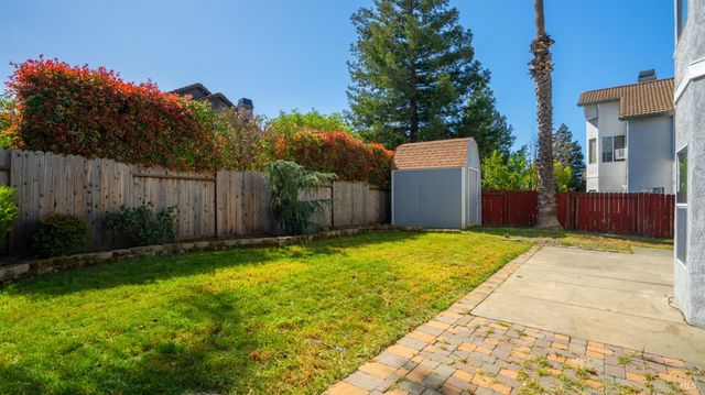 238 Harvest Dr, Vacaville, CA 95687