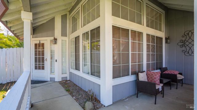 238 Harvest Dr, Vacaville, CA 95687