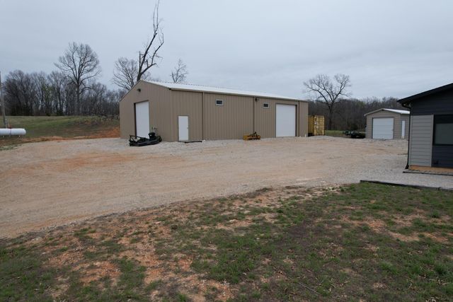 408 County Road 599, Caulfield, MO 65626