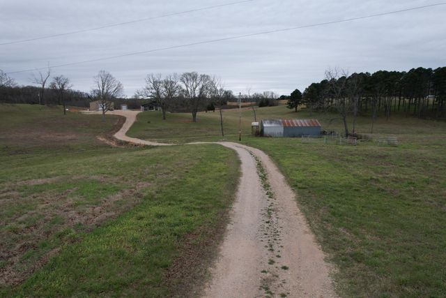 408 County Road 599, Caulfield, MO 65626