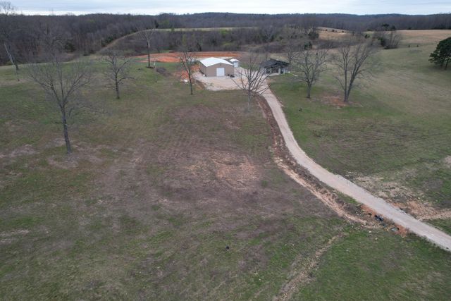 408 County Road 599, Caulfield, MO 65626