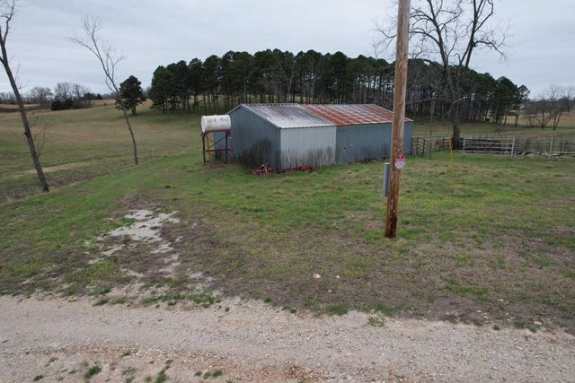 408 County Road 599, Caulfield, MO 65626