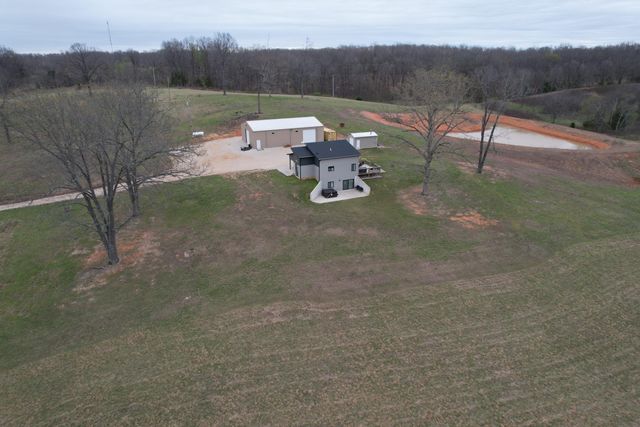 408 County Road 599, Caulfield, MO 65626