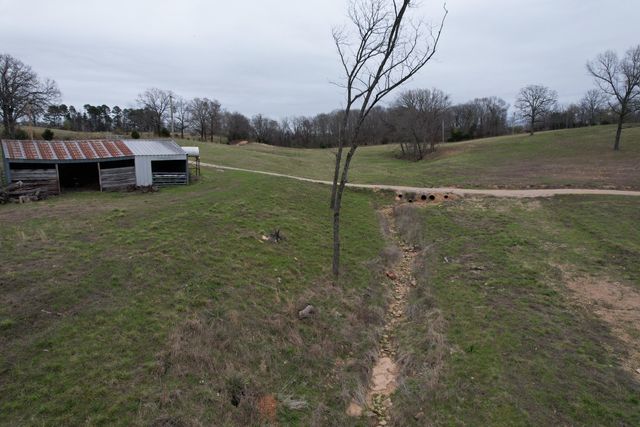 408 County Road 599, Caulfield, MO 65626